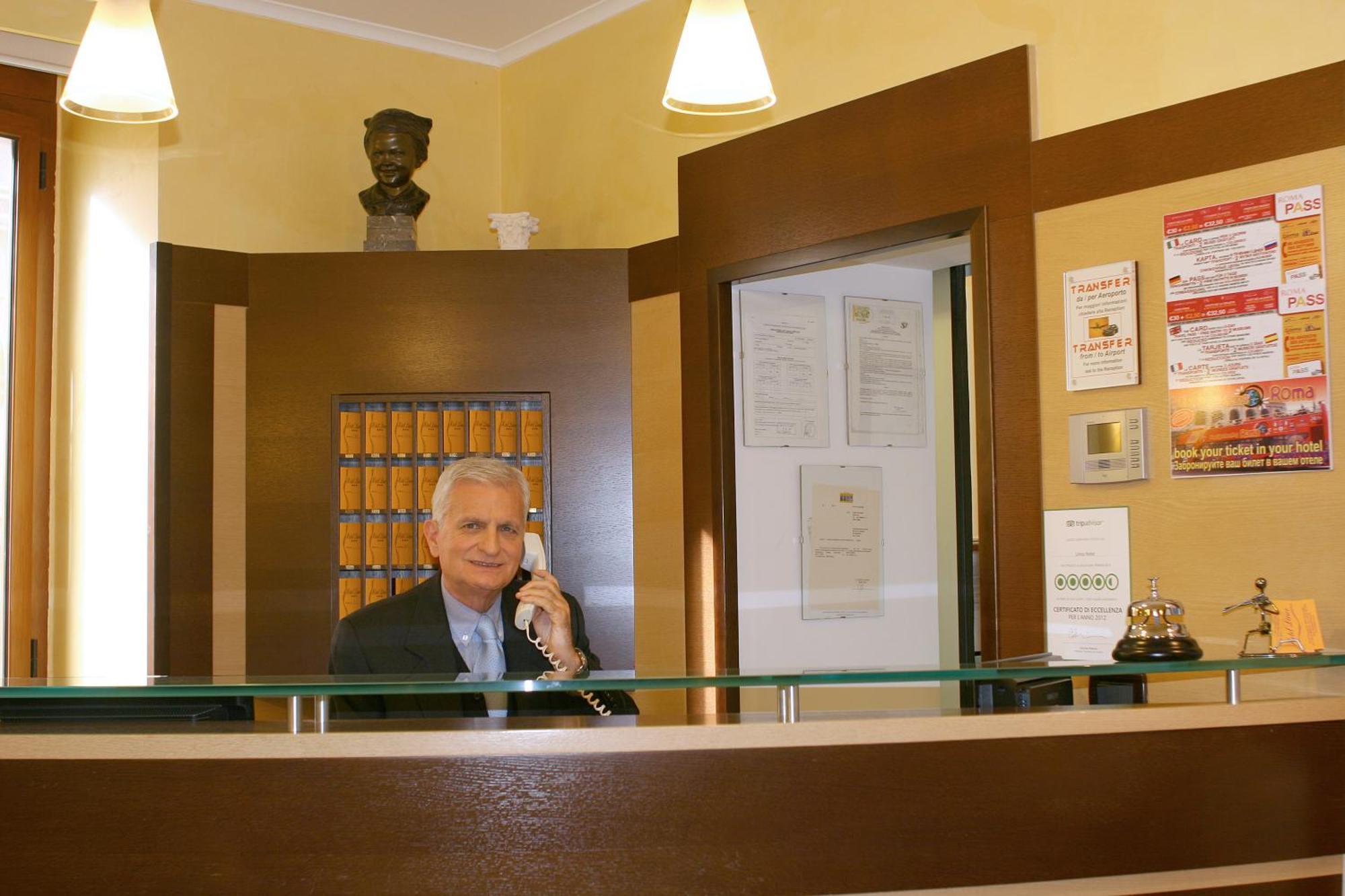 Hotel Lirico — Foto 1